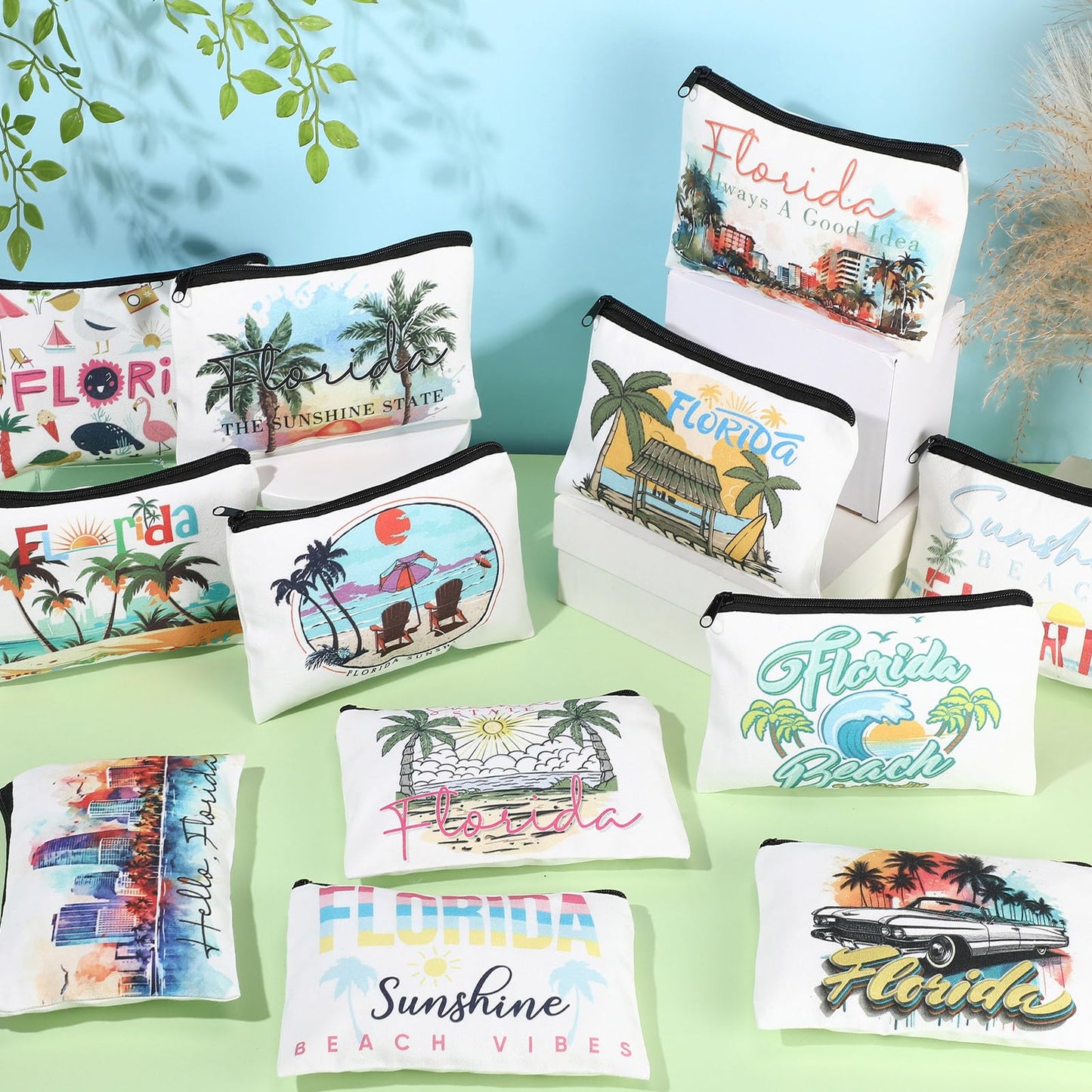 Reginary 24 Pcs State Souvenir Gifts 12 Metal Keychain 12 Cosmetic Bag USA Souvenir Themed Gifts for Traveler Christmas Party(Florida)