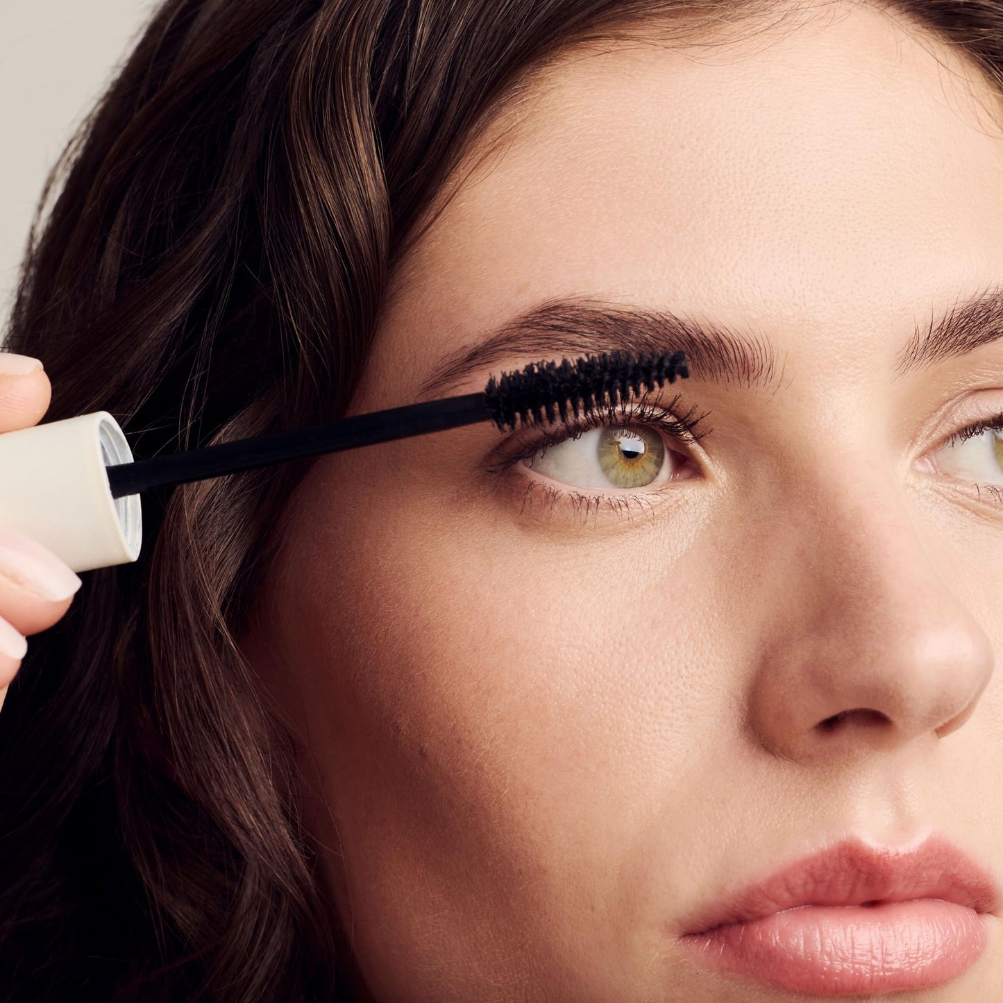 Dr. Hauschka Long Lasting Mascara 01 Black, Smudge-proof, Water-resistant, Lengthens and Emphasizes, 0.27 fl oz