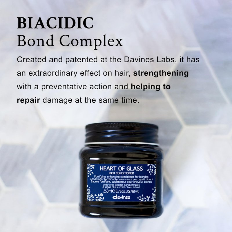Davines Heart of Glass Rich Conditioner, Fortifying Treatment for Blonde & Silver Hair - Biacidic Bond Complex Repairs & Brightens with Jagua Blue Extract, Travel Size, 3.0 Fl Oz