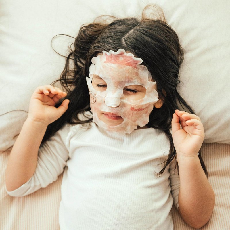 Puttisu Real Fruit Facial Mask Sheet for Kids, Children - Made with 100% Cotton, Moisturize, Sooths and Hydrates Skin (Aloe - Pack of 7)