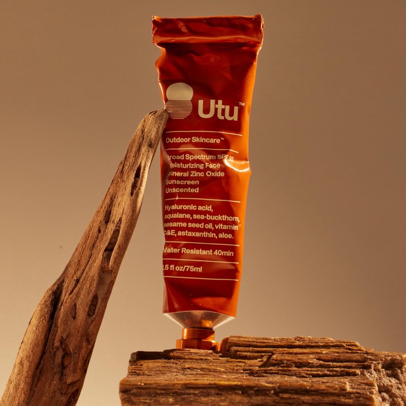 UTU - SPF30 Daily Moisturizing Face Sunscreen | Hyaluronic Acid, Squalane, Vitamin C+E | Clean, Reef Safe, Cruelty Free, Broad Spectrum + Mineral Zinc Oxide (20 mL)
