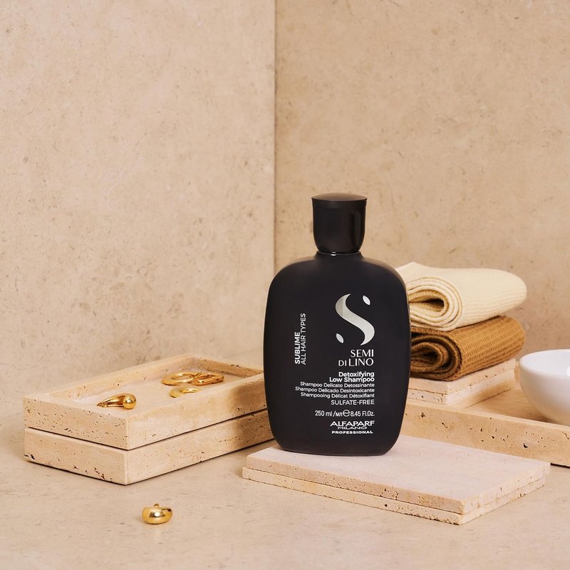 ALFAPARF MILANO Detox Clarifying Shampoo - Deep Cleanse Product Build-Up & Hard Water | Sulfate-Free Formula