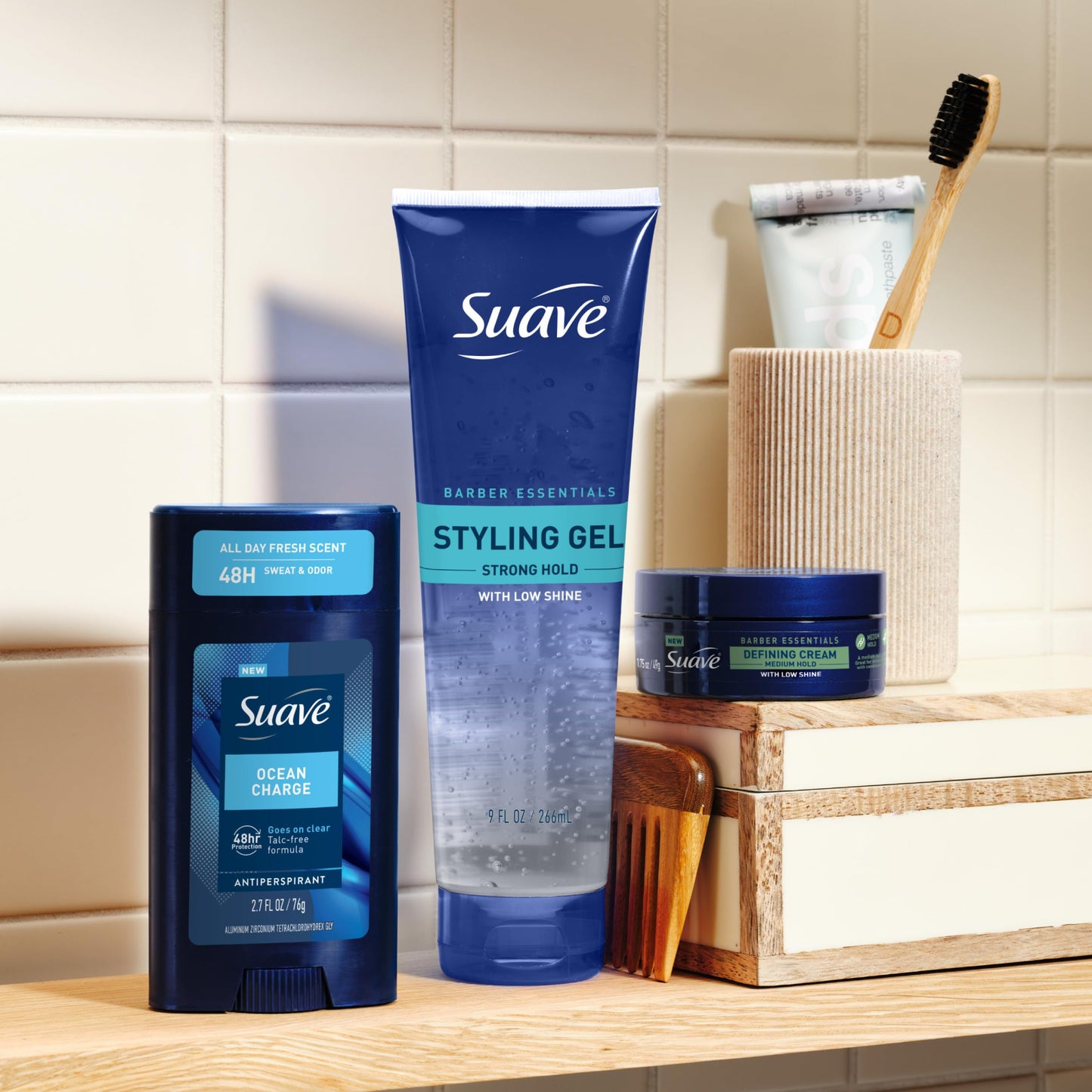 Suave Barber Essentials Styling Gel for Men, Strong Hold and Low Shine, No Flakes, Barber-Quality Results, 9 oz