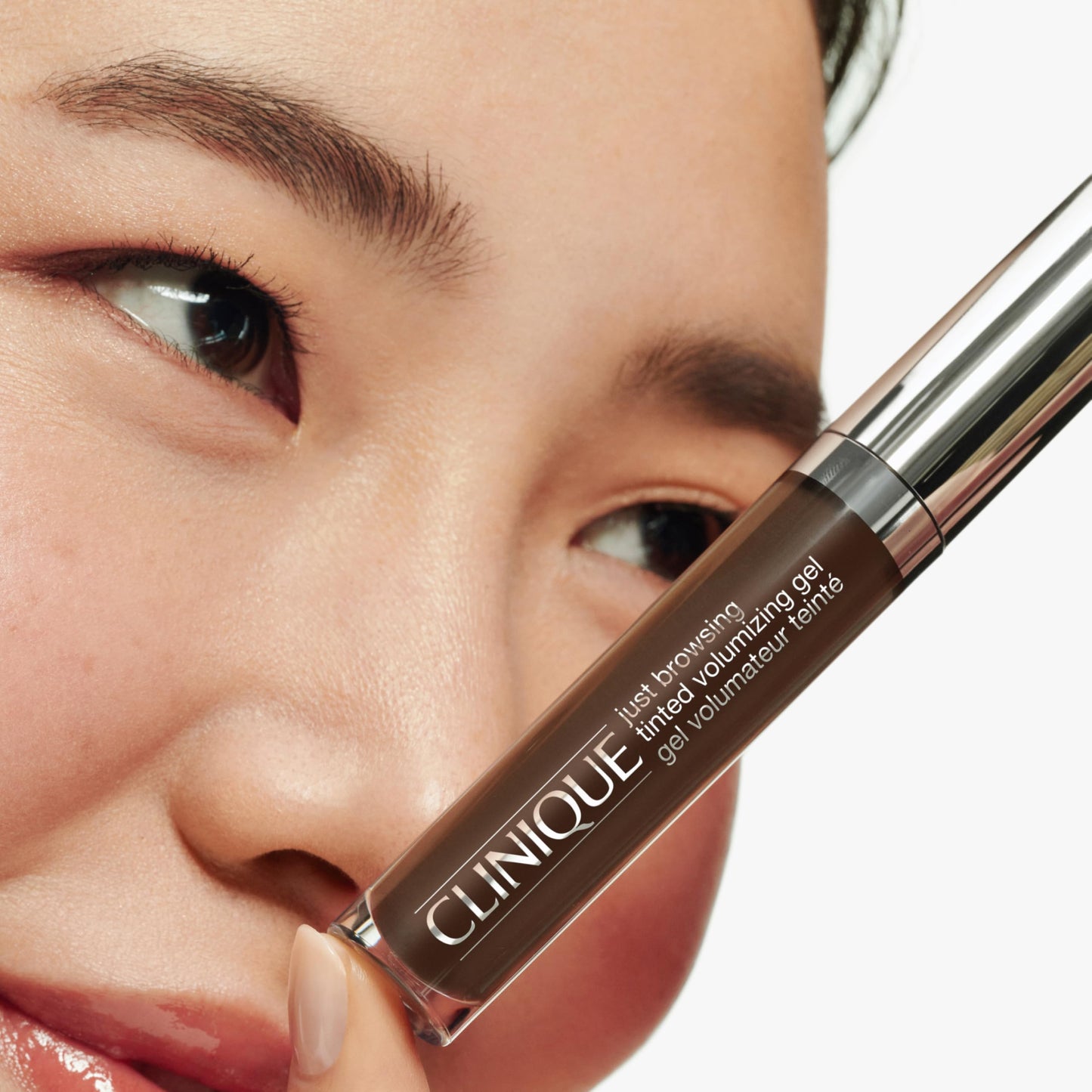 Clinique Just Browsing Tinted Volumizing Gel | Waterproof + Smudgeproof | Non-clumping, Non-flaking, Auburn, 0.17 Fl Oz