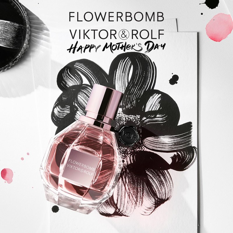 Viktor&Rolf - Flowerbomb Eau de Parfum - Women's Perfume Travel Set - Floral & Woody - With Notes of Rose, Peony & Patchouli - Full Size Perfume, 1 Fl Oz, Travel Size Perfume, 0.3 Fl Oz