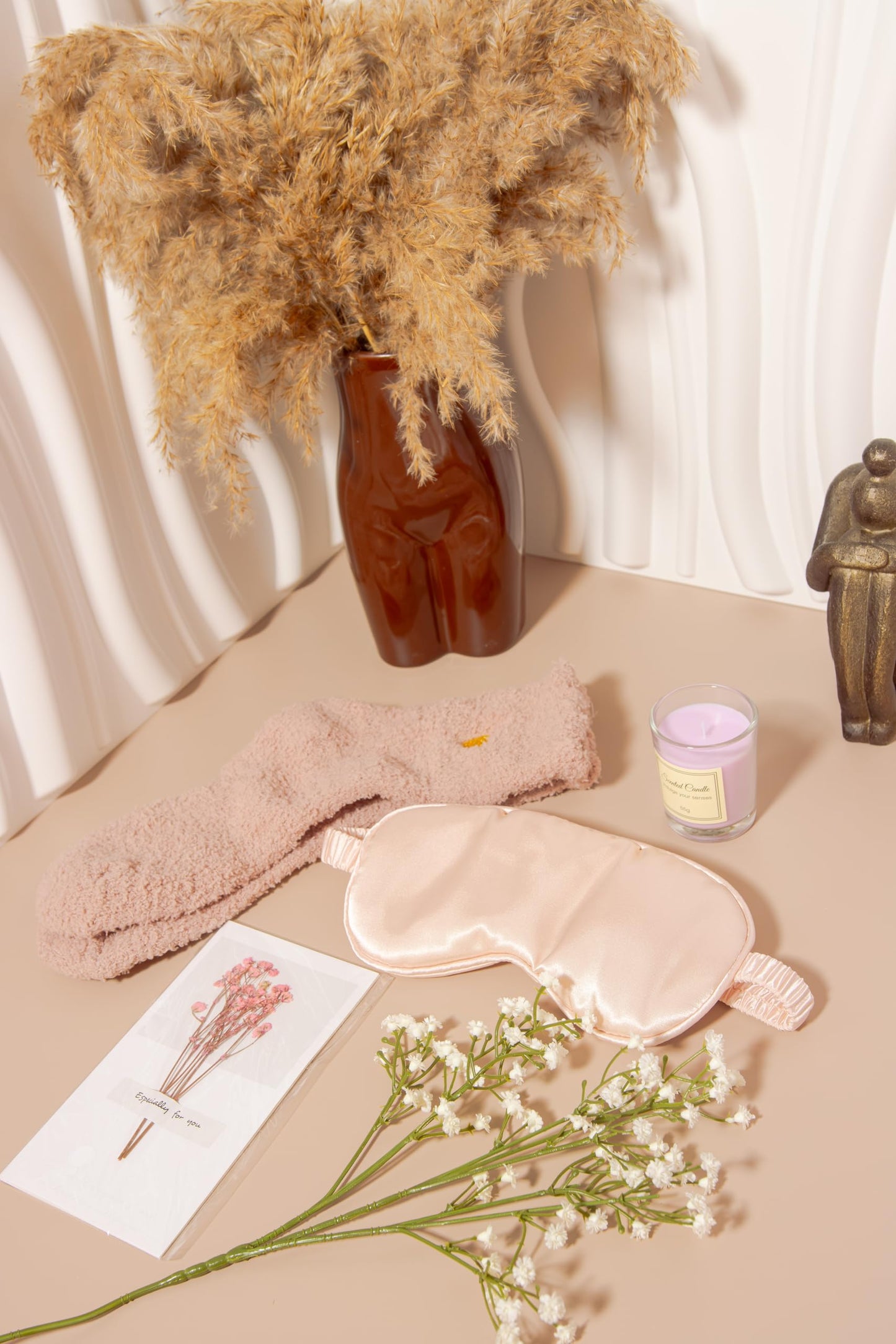 Spa Gift Set for Women – Self Care Gift Basket with Candle, Cozy Socks & Silk Eye Mask – Birthday Gifts for Women, Stress Relief, Relaxation Gifts for Her, Mom, Wife (Blush Pink)