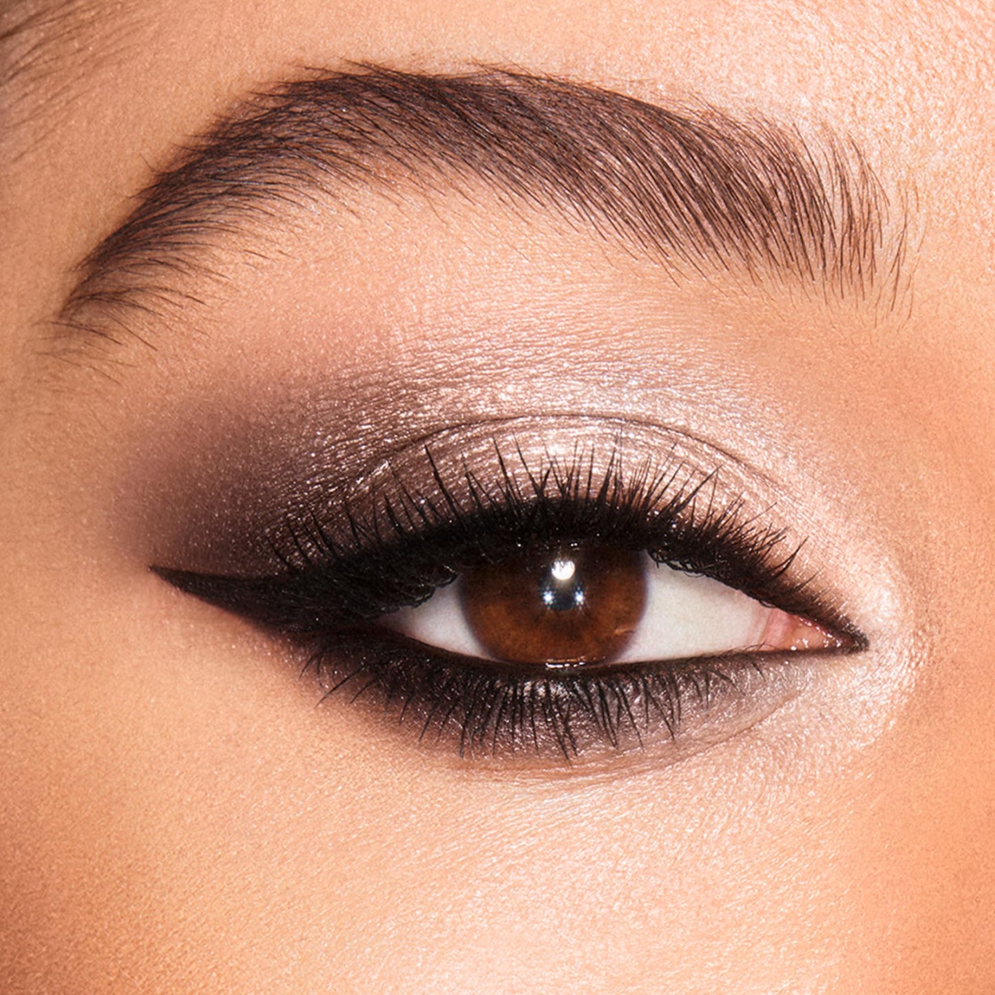 Charlotte Tilbury Luxury Palette Eyeshadow - Shimmer, Metallic & Satin Matte Eyeshadow Quad with a Rich Powder Formula - Includes 4 Complementary Shades - The Rock Chick