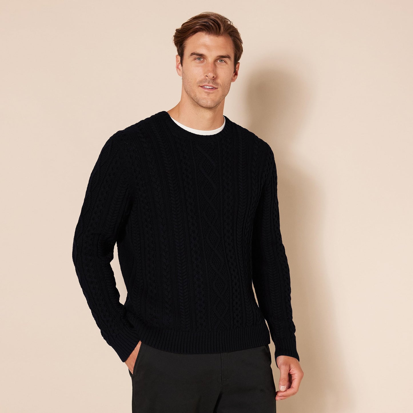 Amazon Essentials Mens Long-Sleeve 100% Cotton Fisherman Cable Crewneck Sweater