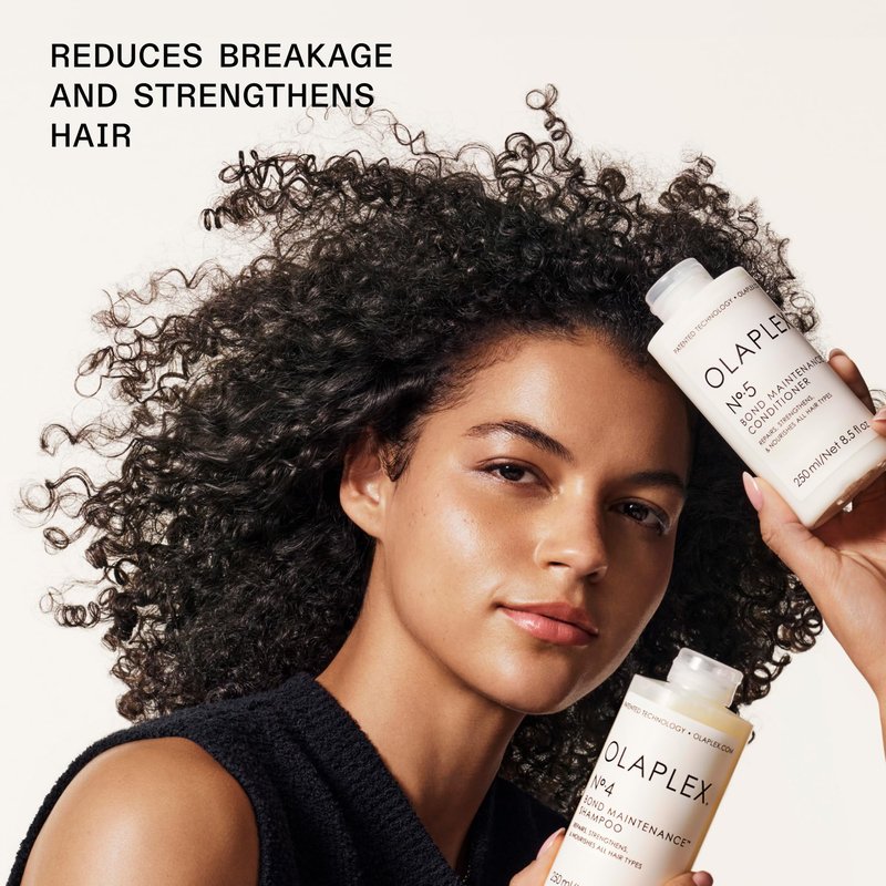 Olaplex Nº. 4 Bond Maintenance Shampoo: Reduces Breakage & Strengthens Hair | Hydrates, Smooths & Detangles | For Coily, Curly, Straight, and Wavy, Stocking Stuffer, 250 mL / 8.5 Fl Oz