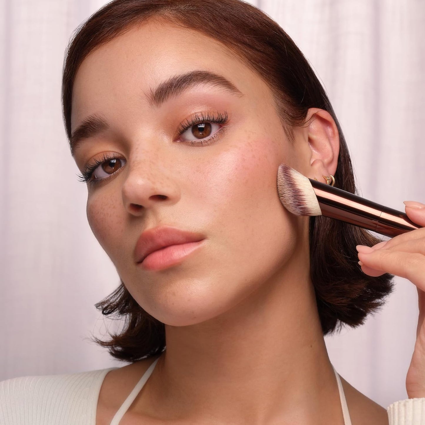Ambient Soft Glow Foundation Brush - Flawless Application Tool for All Skin Types
