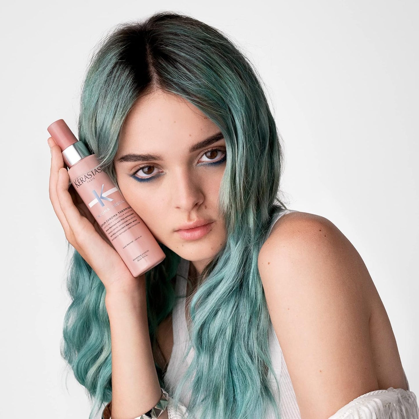 Kerastase Chroma Absolu Hair Serum - Moisturizing Anti-Frizz Formula for Color-Treated Hair | Heat Protection