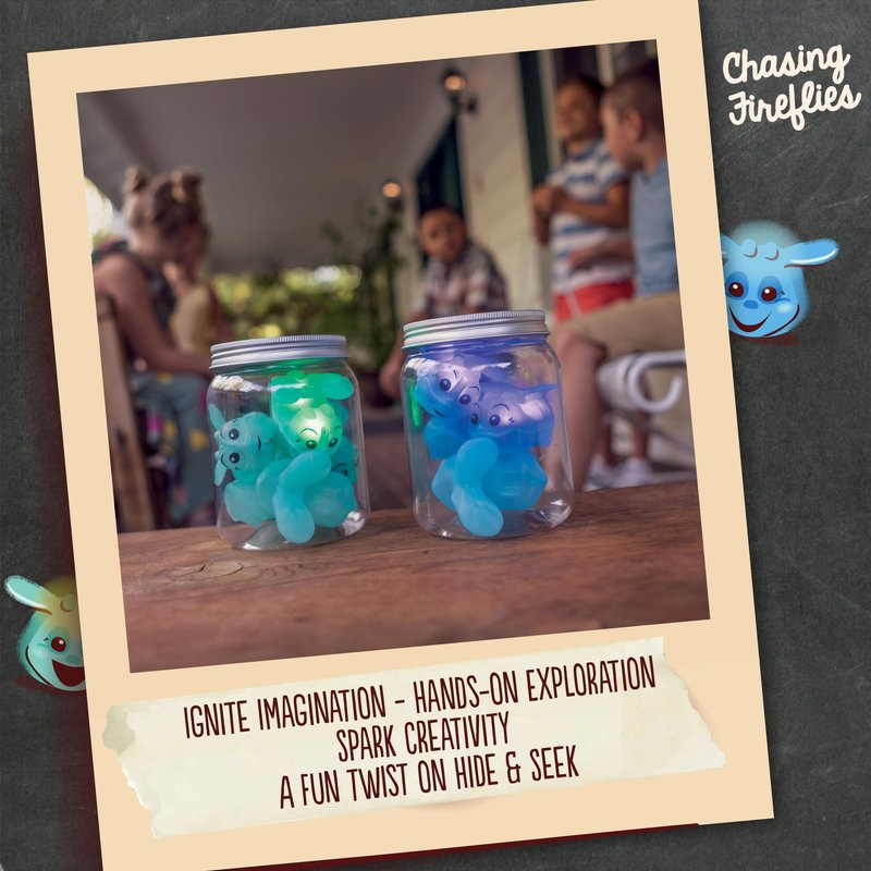 Toysmith Chasing Fireflies Kids Game - The Game of Shine & Seek - Interactive Games for Kids - Indoor & Outdoor Game - for Ages 3+, Blue,Green