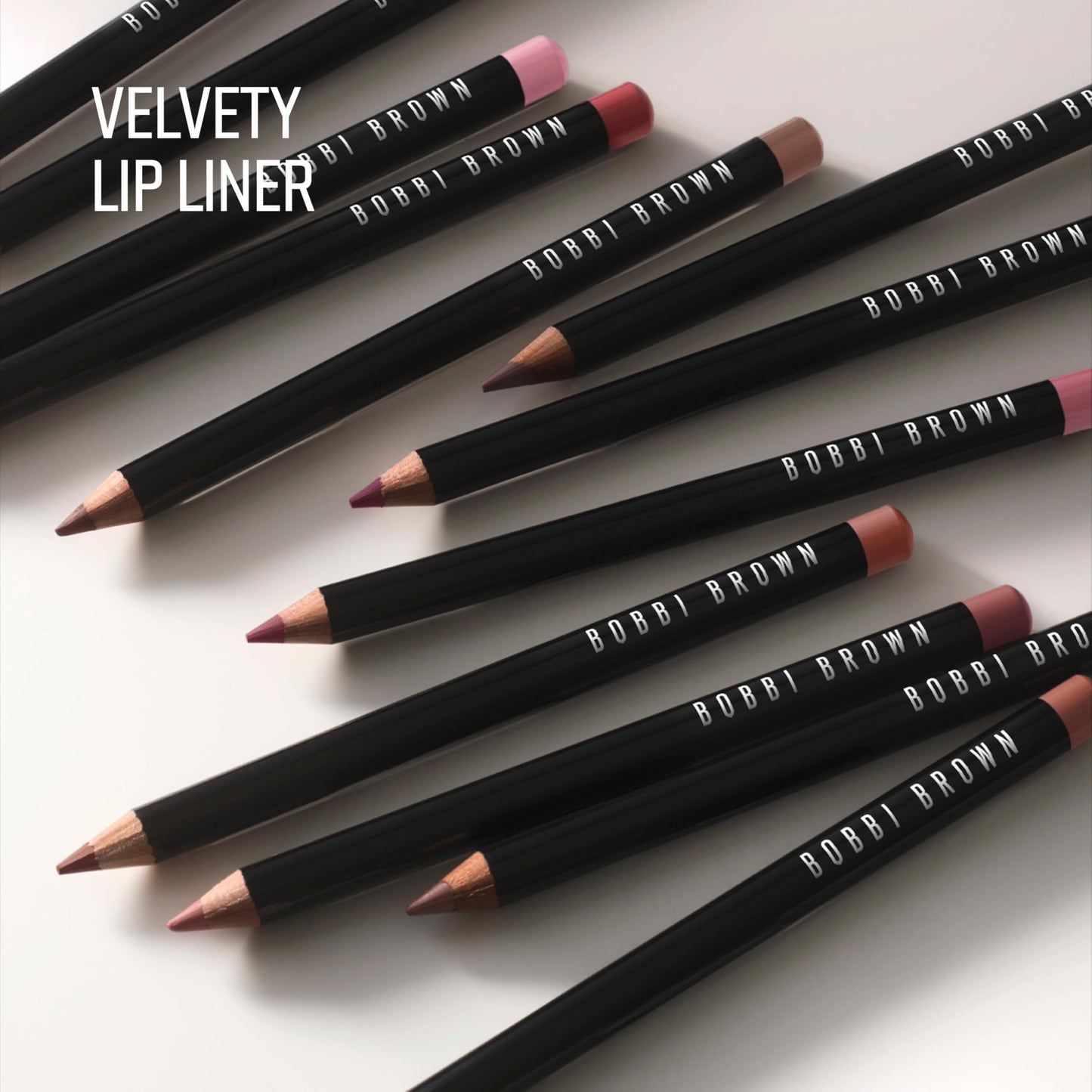 Bobbi Brown Lip Pencil | Velvety & Creamy Lip Liner for Natural-Looking Definition, 0.04 Ounce, Rum Raisin