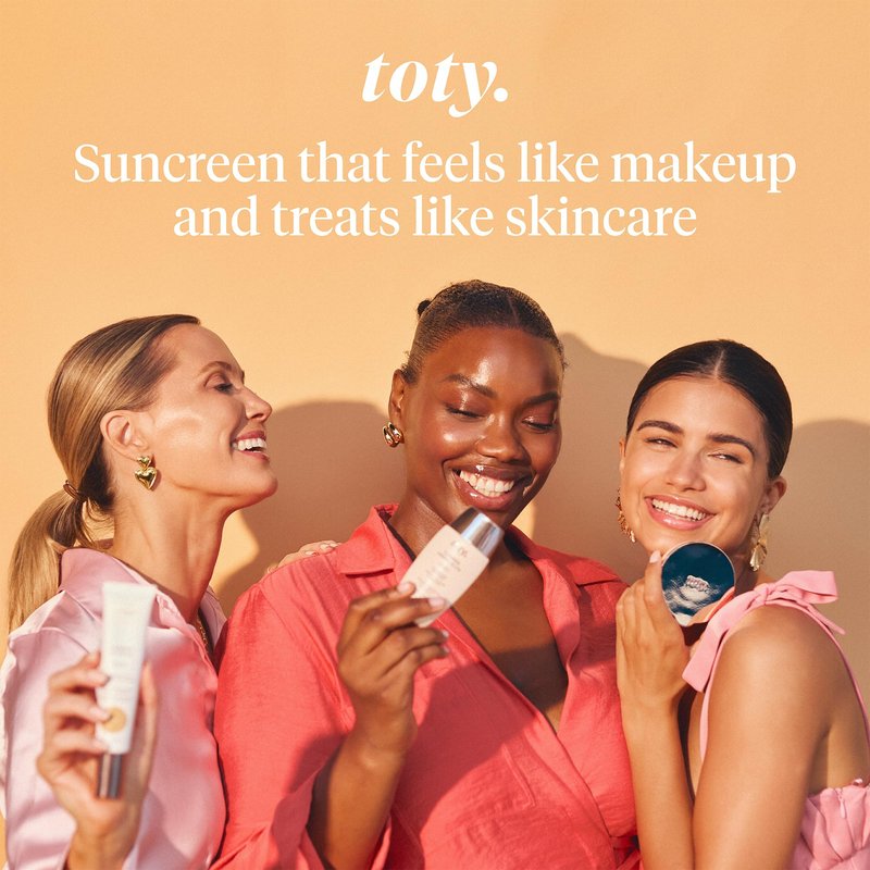Toty by Sofia Vergara - Ilumina Brush - Angled Complexion & Foundation Blending Brush for Flawless Finish & Coverage - Densely Packed, Vegan, Super-Soft Bristles - For Cream or Liquid Foundation