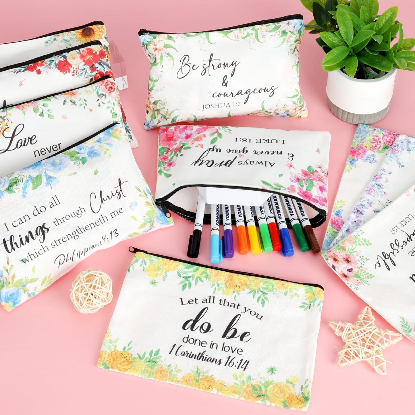 30Pcs Christmas Makeup Bags Canvas Cosmetic Bags with Zipper Portable Santa Gnomes Snowman Xmas Canvas Gift Bag Goodie Bag Travel Toiletry Pouch for Women Holiday Present Xmas Party Gift