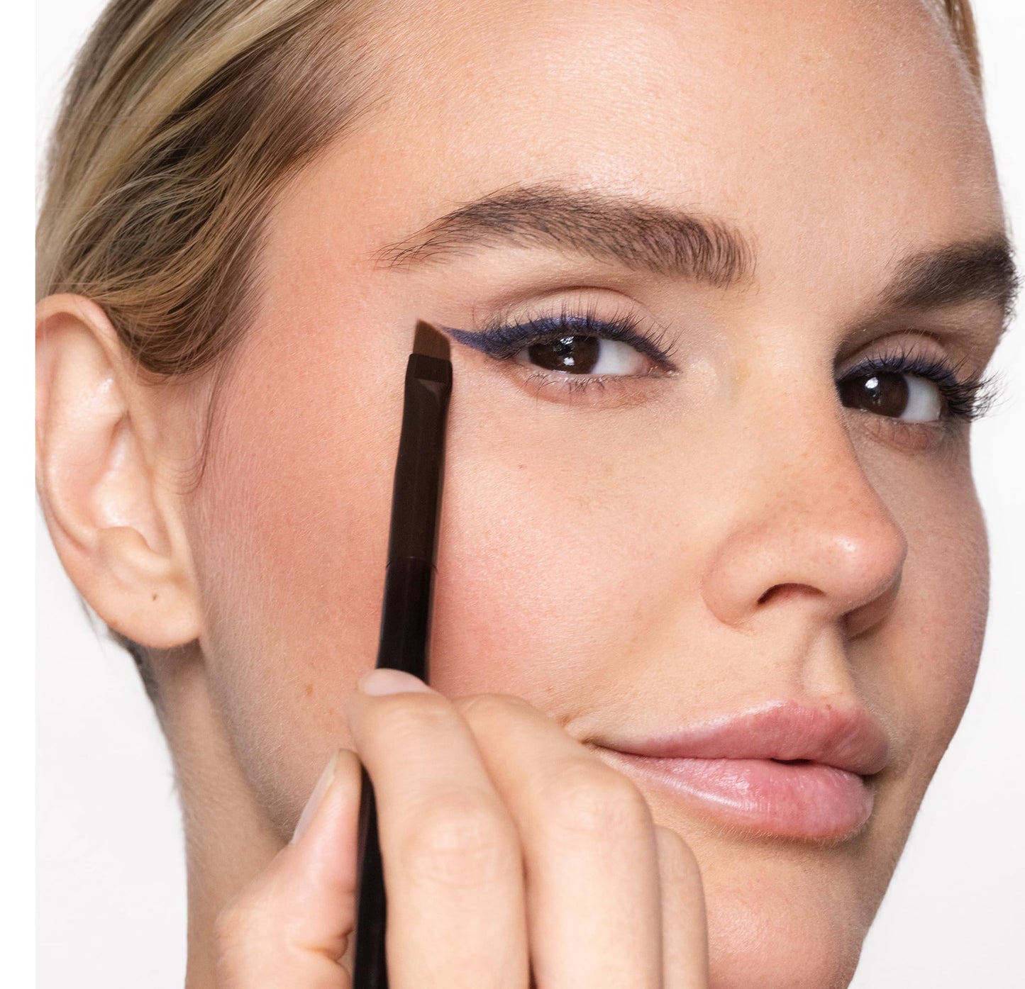 Trish McEvoy Brush 50 Angled Eye Lining