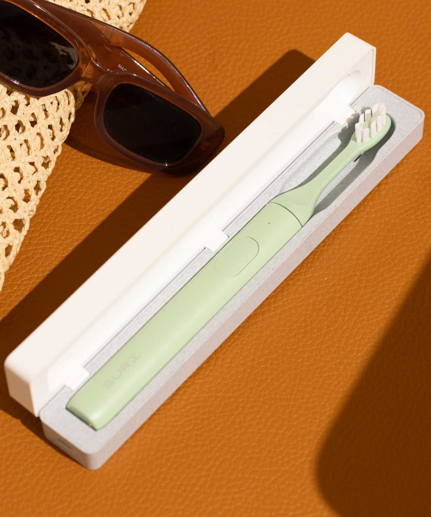 SURI UV Sanitizing Clean & Charge Travel Case (White) - Official Brush Accessory