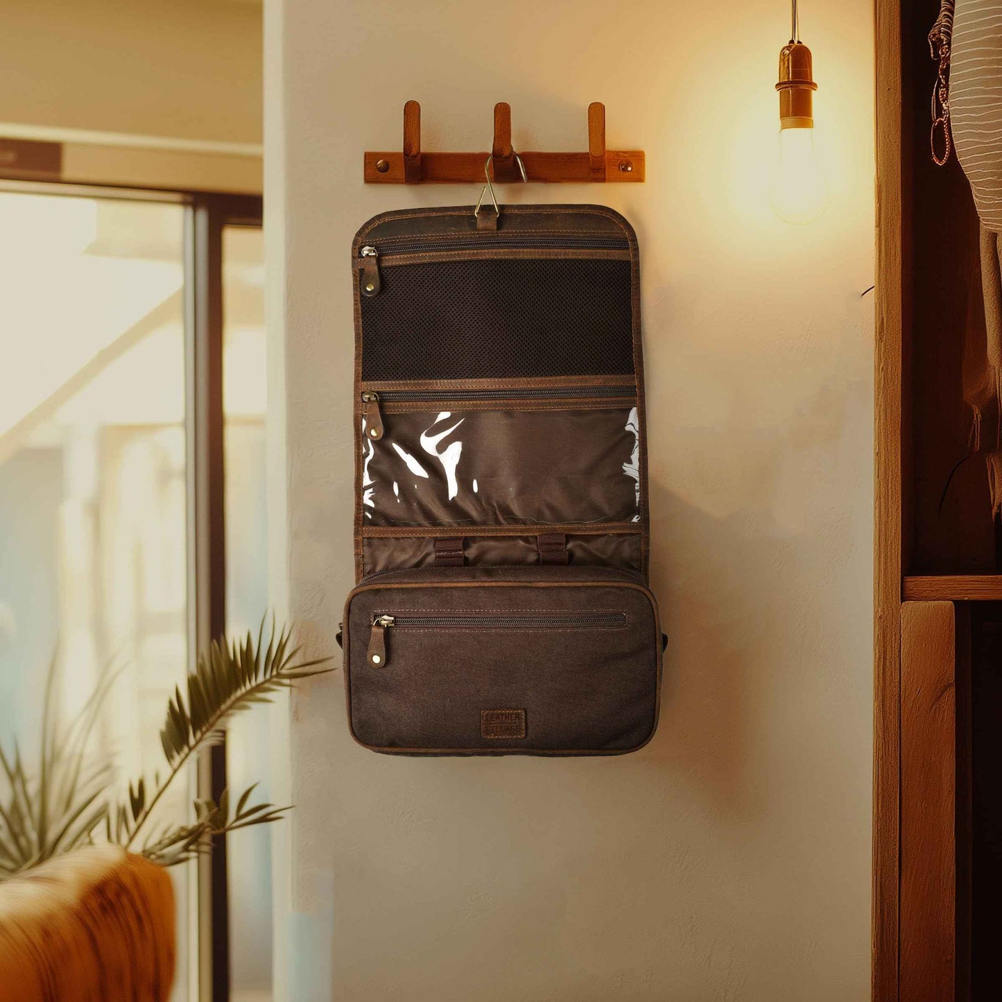 LEATHER VILLAGE Hanging Leather Toiletry Bag for Men & Women, Handcrafted Vintage Cosmetic & Shaving Organizer Travel Dopp Kit Shower Bag - Brown