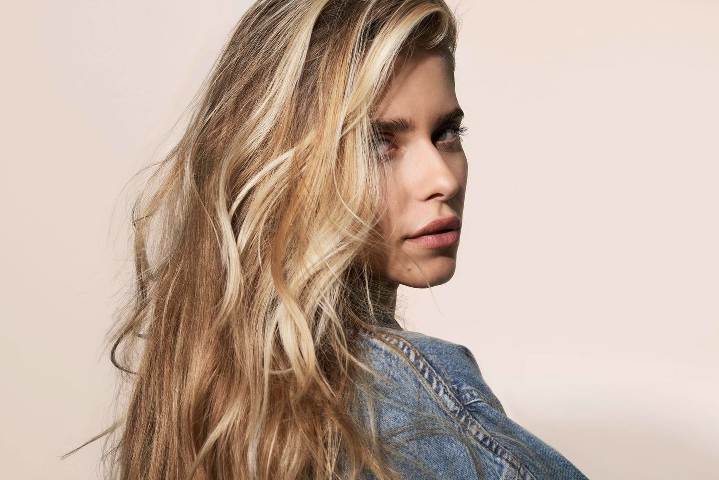 BlondMe Bond Repair Nourishing Shampoo for Blonde Hair, 33.8 Fl Oz | Adds Moisture and Softness | Strengthens, Repairs, & Prevents Breakage |For Blonde, Lightened, & Grey Hair