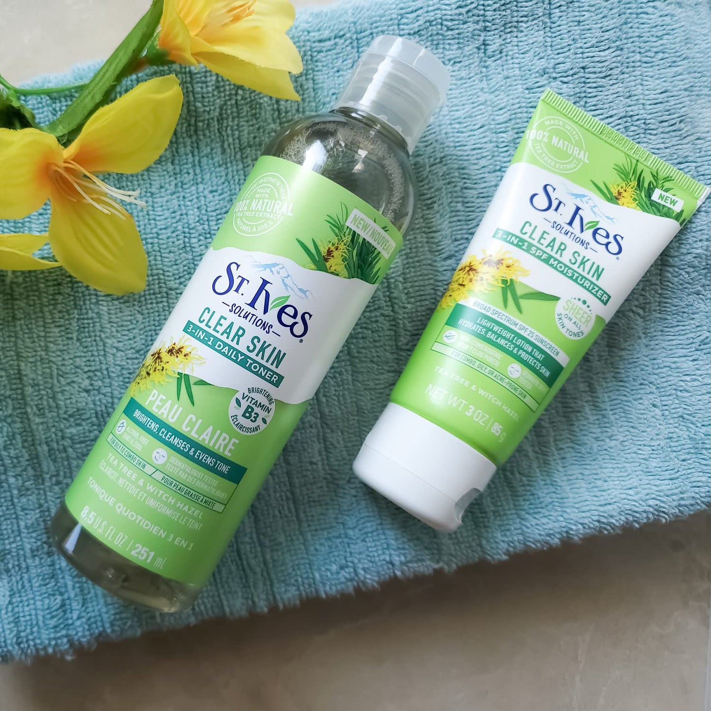 St. Ives Clear Skin Lotion - 3-in-1 SPF 25 Face Moisturizer for Acne-Prone Skin | Lightweight Daily Lotion with Tea Tree & Witch Hazel, 3 Fl Oz