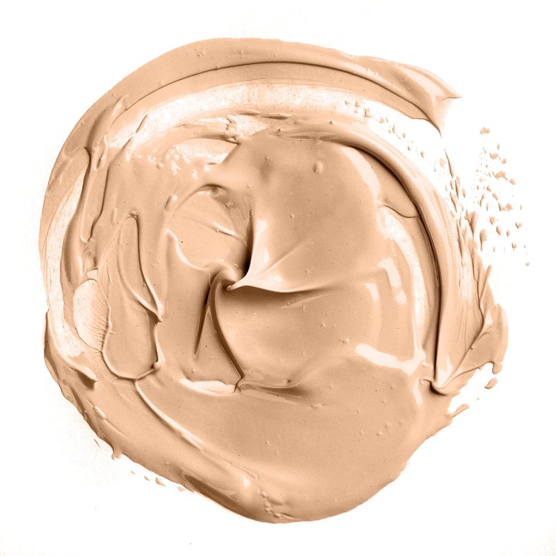 Zuzu Luxe Oil-Free Liquid Foundation - Natural Finish, Infused with Vitamins A & E | 1 fl oz, Vegan & Paraben-Free