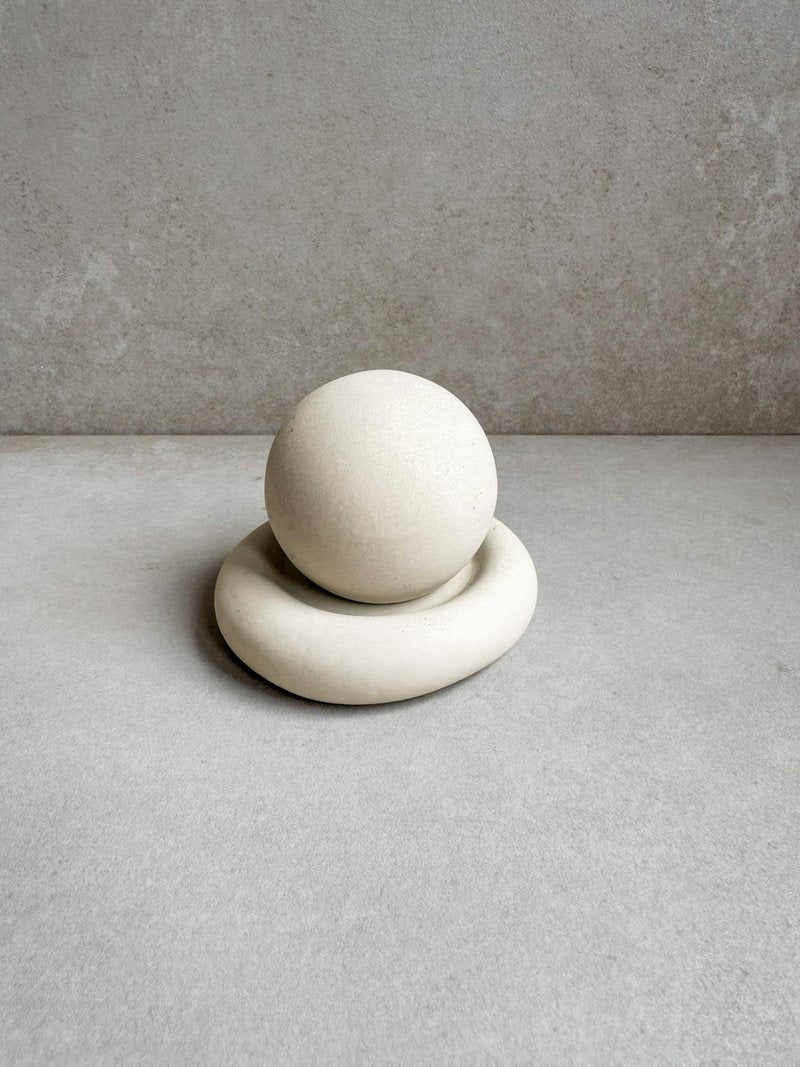 Concrete Essential Oil Diffuser, Aromatherapy Sphere, Passive Dome Diffuser, Cement Decor, Fragrance Air Freshener, Cement Diffuser Stone, Ball Ornament, Non-Electric Diffusing Stone