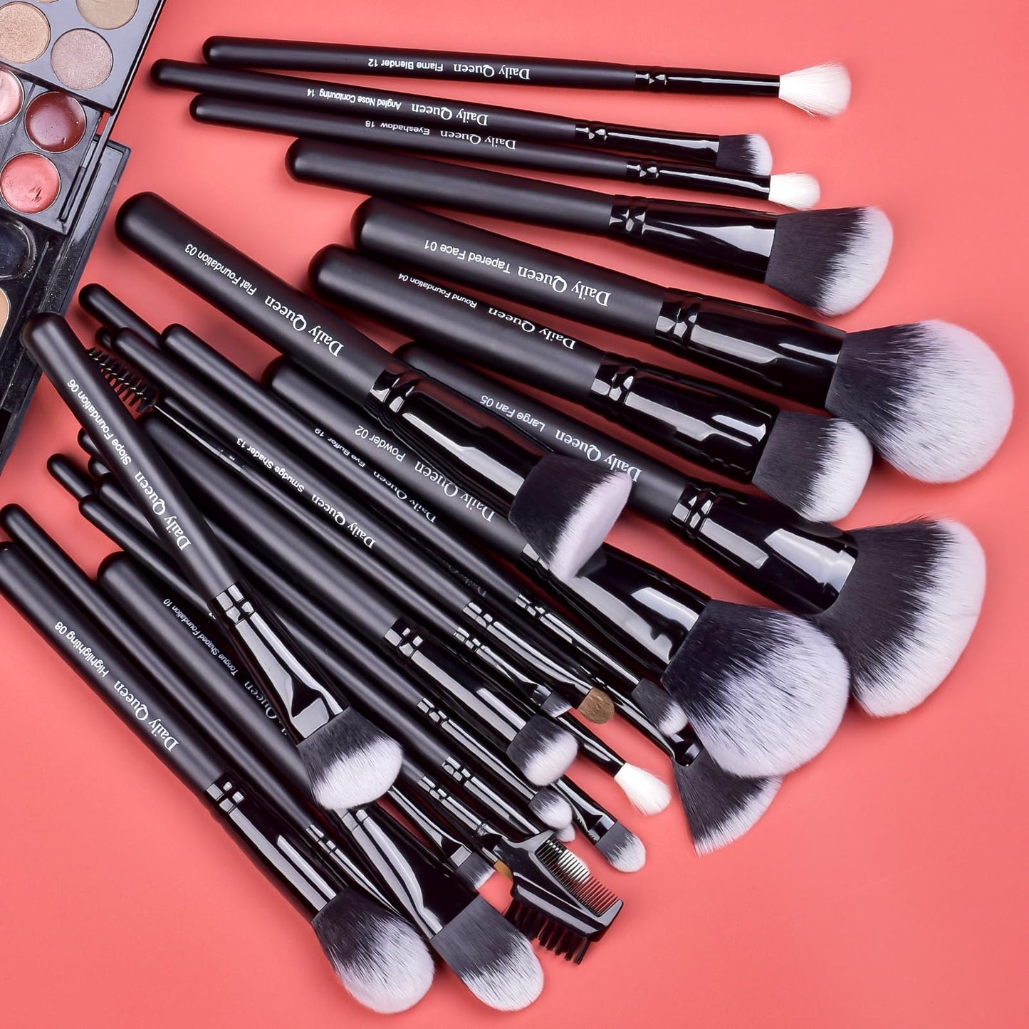 Daily Queen 29pcs Black Professional Makeup Brush Set Kabuki Powder Concealers Eye shadows Blush Eyeliner Eyebrow Contour Eye blending Brushes (29pcs brush+black barrel)