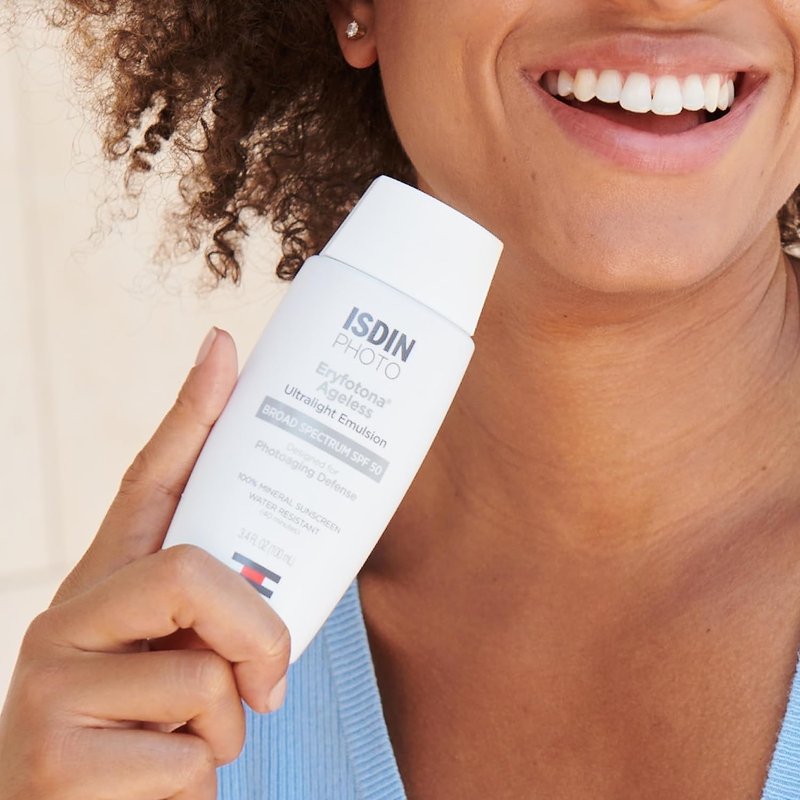 ISDIN Eryfotona Ageless Tinted Mineral Sunscreen SPF 50 - Anti-Aging Face Sunscreen with Zinc Oxide & Vitamin E | Universal Tint, No White Cast