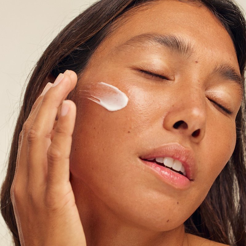 UTU - SPF30 Daily Moisturizing Face Sunscreen | Hyaluronic Acid, Squalane, Vitamin C+E | Clean, Reef Safe, Cruelty Free, Broad Spectrum + Mineral Zinc Oxide (20 mL)