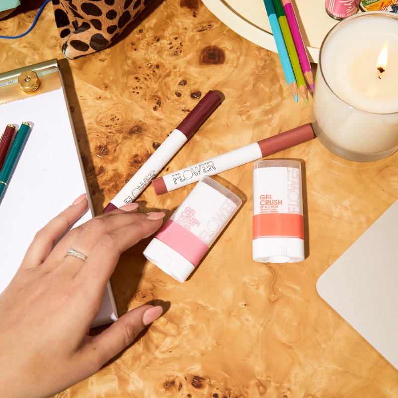FLOWER BEAUTY By Drew Barrymore Scribble Stick Lip Liner + Eyeliner - Smooth Application + Blendable - 2-in-1 Lip + Eye Liner (Caramel)