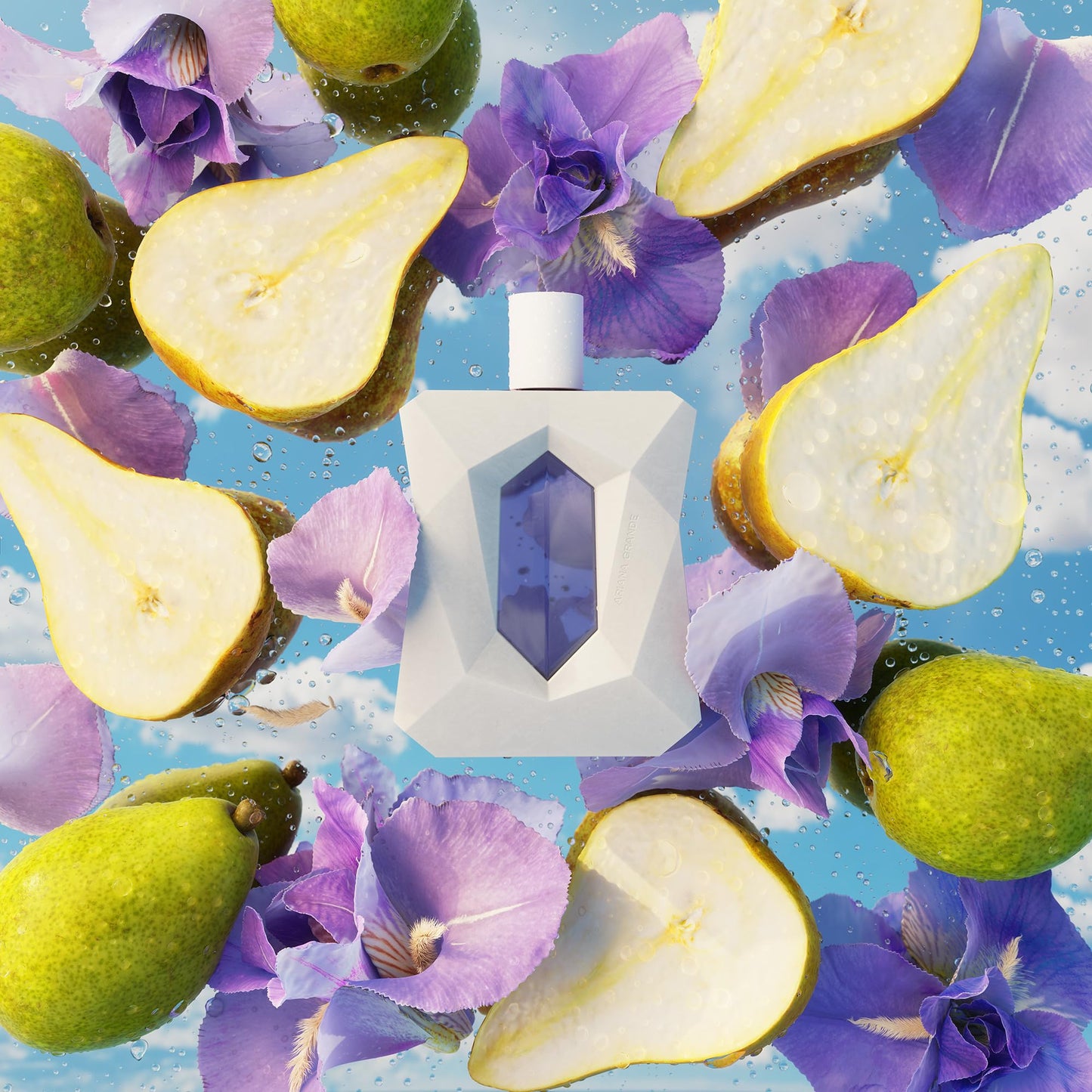 Ariana Grande God is a Woman Eau de Parfum – Fruity Musk Fragrance for Women – Women's Perfume with Notes of Orris, Pear, Vanilla & Cedarwood