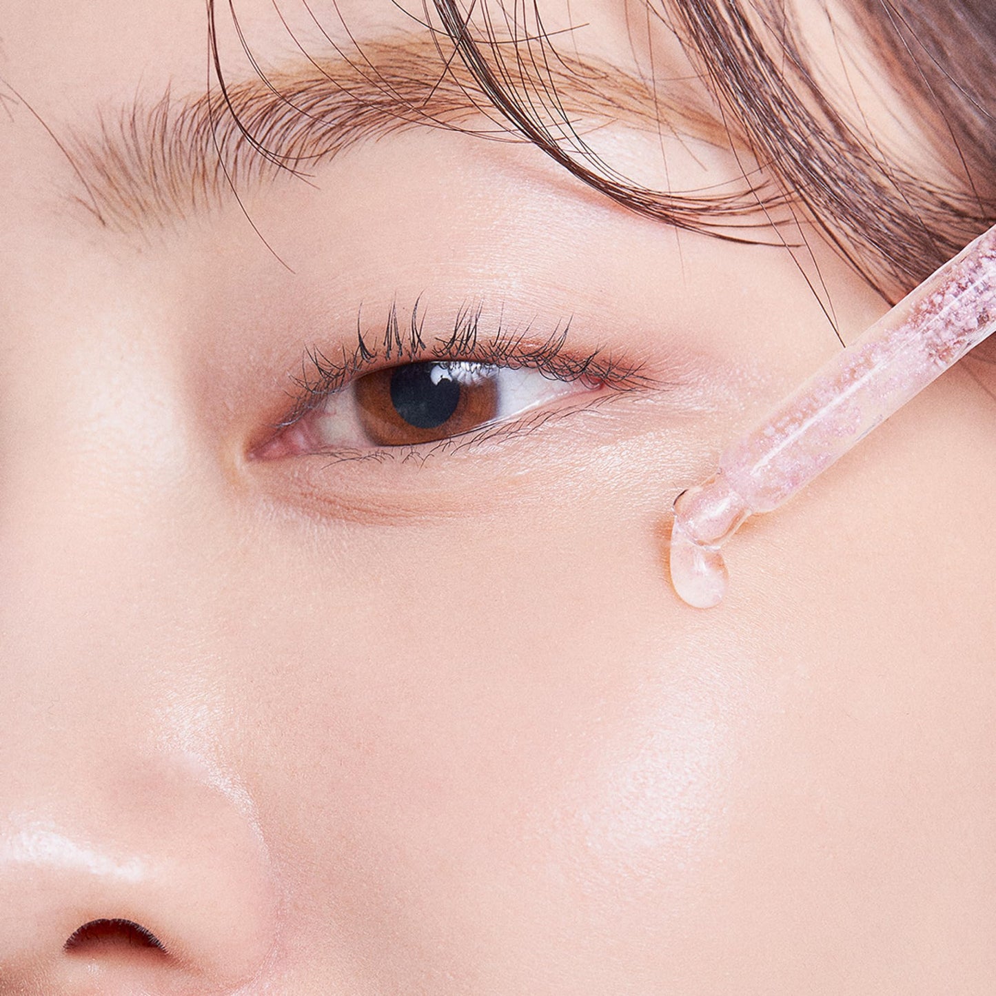 LANEIGE Glowy Makeup Serum: Hydrating Primer and Face Serum for Dewy Skin, Long-Lasting Makeup, & a Radiant Finish