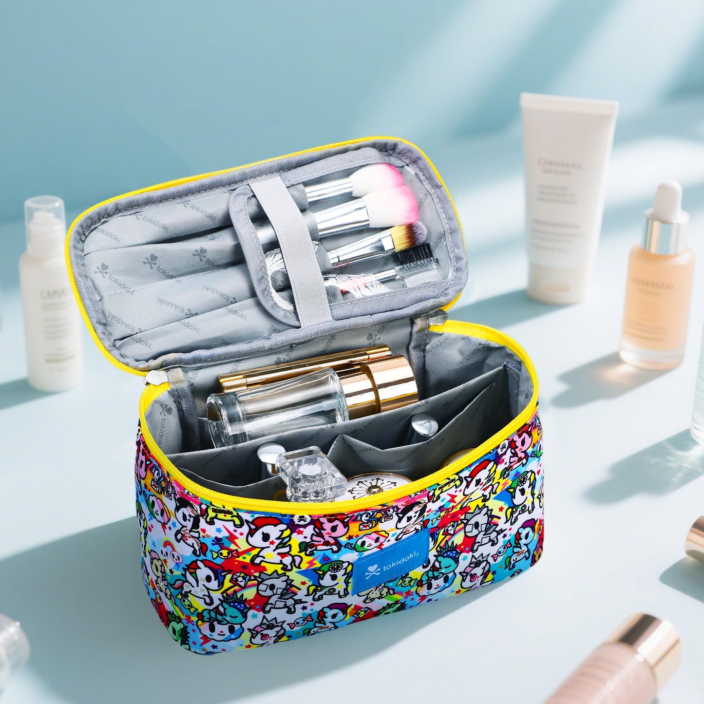 Tokidoki Official Unicorno Makeup Bag Cute Cosmetic Bag Large Capacity Travel Makeup Case Portable Organizer Toiletry Bag for Women Traveling with Handle (Pink)