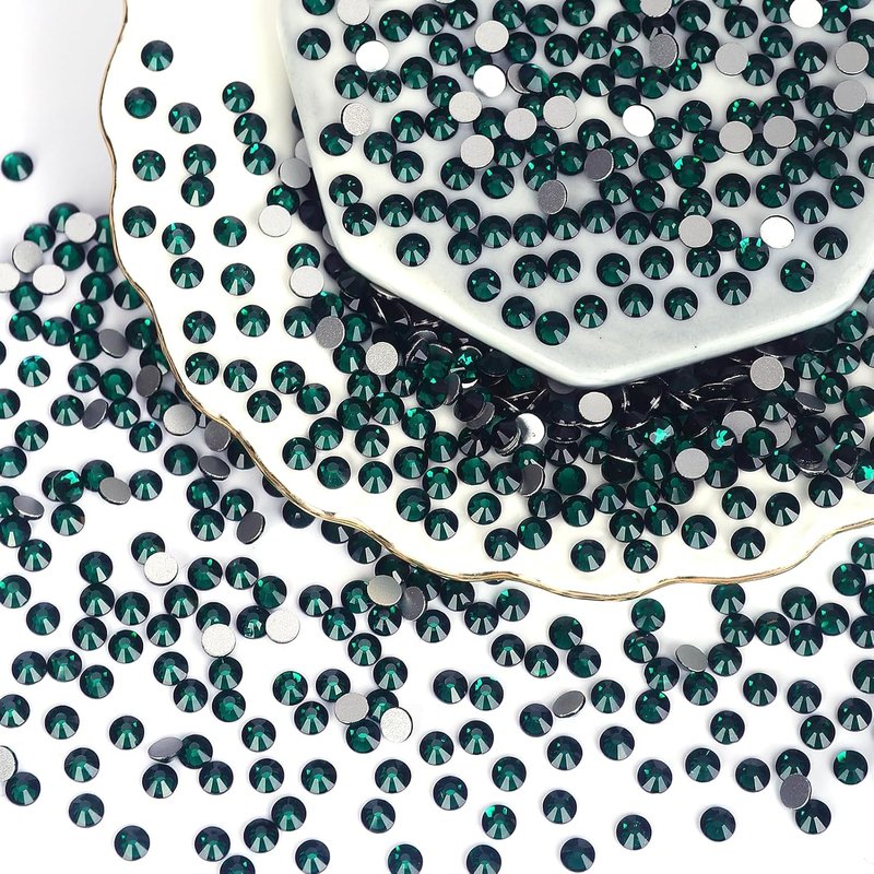Emerald Rhinestones Bulk - 10,000 PCS Flat Back Crystal Glass Round Gems | SS20, 4.6-4.8mm
