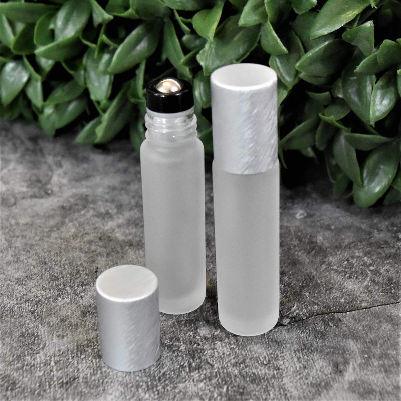 12-Pack Frosted Clear Glass Roller Bottles with Brushed Silver Leakproof Caps – Premium Quality Empty Roll-On Bottles for Essential Oils, Perfumes, Serums, DIY Aromatherapy & Beauty Products