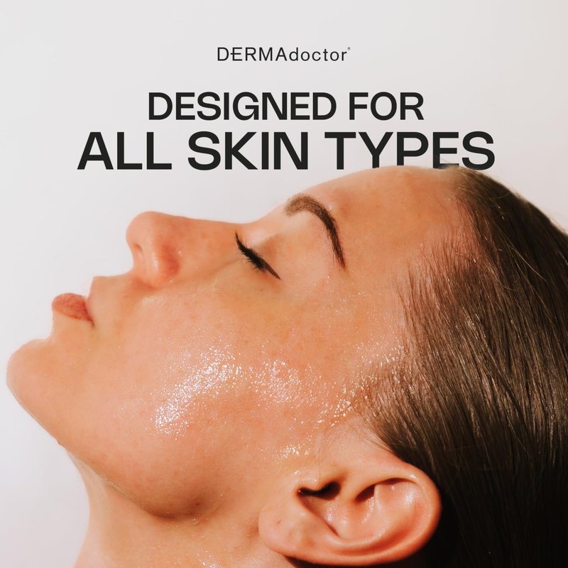 DERMAdoctor Vitamin C Face Wash – Daily 3-in-1 Vitamin C Cleanser & Makeup Remover Face Wash That Tones, Clears Pores, Lifts Oil, and Removes Sunscreen & Pollutants with Potent Kakadu Plum – 7.10 oz