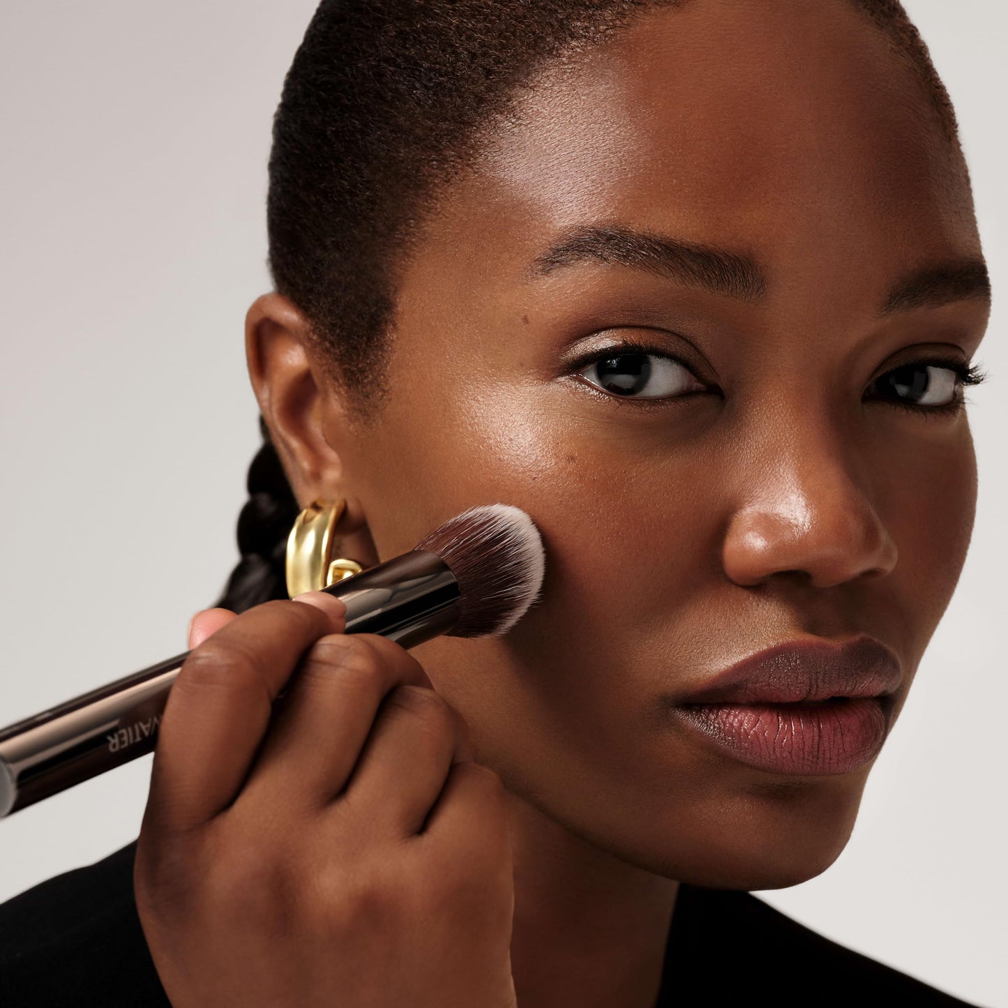 Lise Watier Perfecting Foundation Brush, 1 count