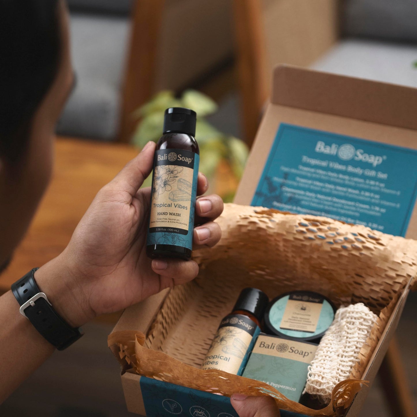Bali Soap Tropical Vibes Gift Set, 5-Piece Travel Size Body Care Kit, Natural Ingredients, Cruelty Free, Vegan