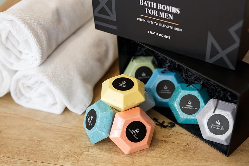 Bath Bombs for Men - 8 Large Diamond-Shaped Natural Bath Bombs | Relaxing Bubble Bath Set with Masculine Scents