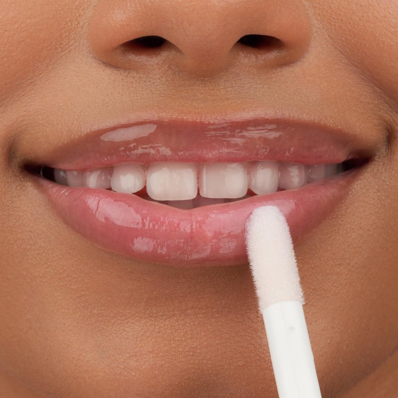essence Hydra Kiss Lip Oil | Vegan & Cruelty Free