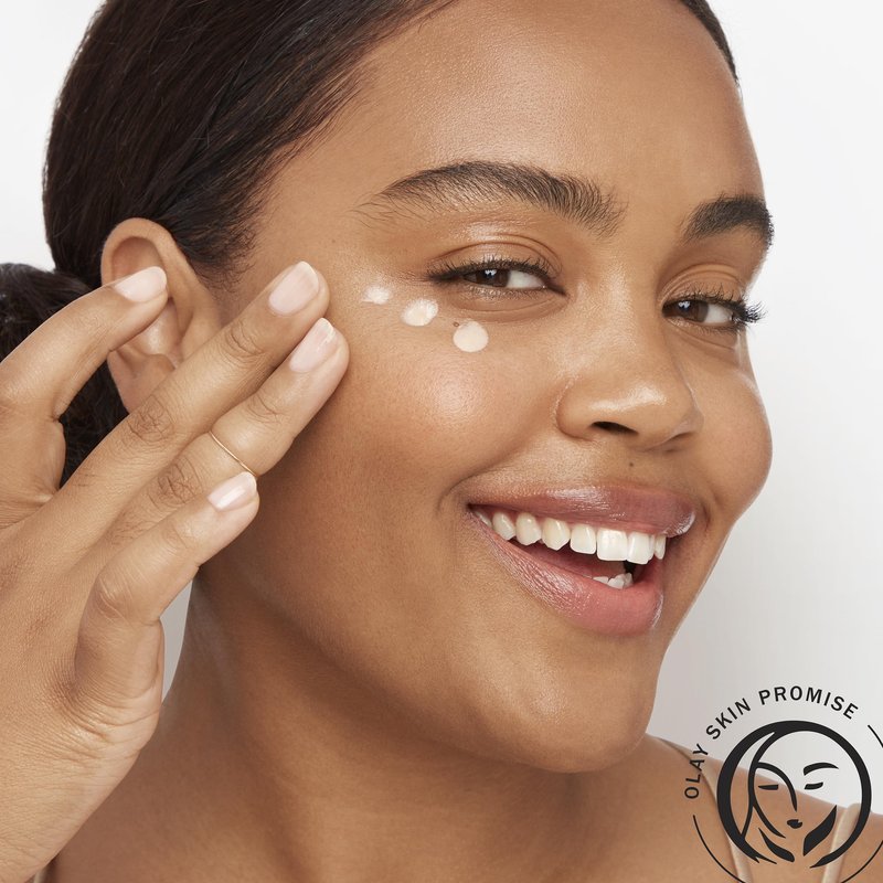 Olay Eye Cream, Total Effects Anti-Aging Treatment, 7-in-1 Hydrating, Evens Tone, Brightens, Smooths Line Lines, Minimizes Look of Pores, Firms, Reduces Dark Spots - Fast Absorbing, 0.5 Oz