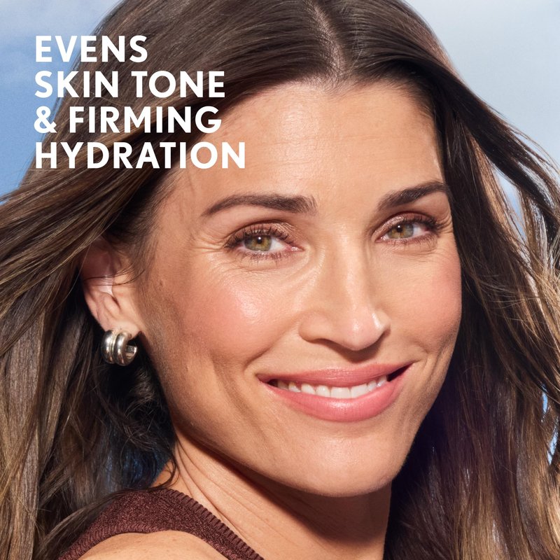 COVERGIRL & Olay Simply Ageless 3-in-1 Liquid Foundation, Matte Finish, Hyaluronic & Vitamin C Formula, 232 Nude Beige, 2 Count