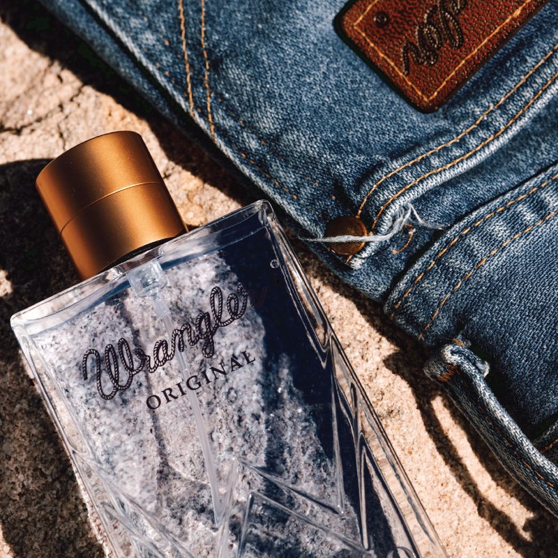 Tru Western Wrangler Original Men’s Cologne Spray, Grapefruit, Mandarin, Lavender, Cinnamon, Patchouli, Vetiver & Warm Resin Notes, 2.5 fl oz (74 ml)