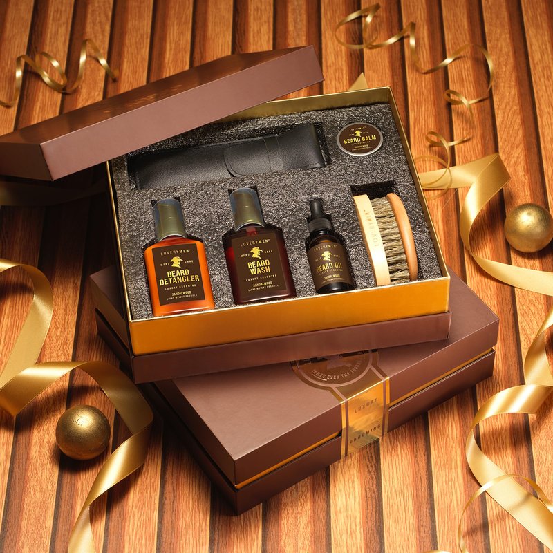 LOVERY Beard Care Kit for Men, Sandalwood Mens Grooming Kit with Straight Edge Razor, Beard Oil, Balm, Wash, Detangler, Brush & More - 11pc Birthday Gift for Him, Dad, Boyfriend, Gifts for Men