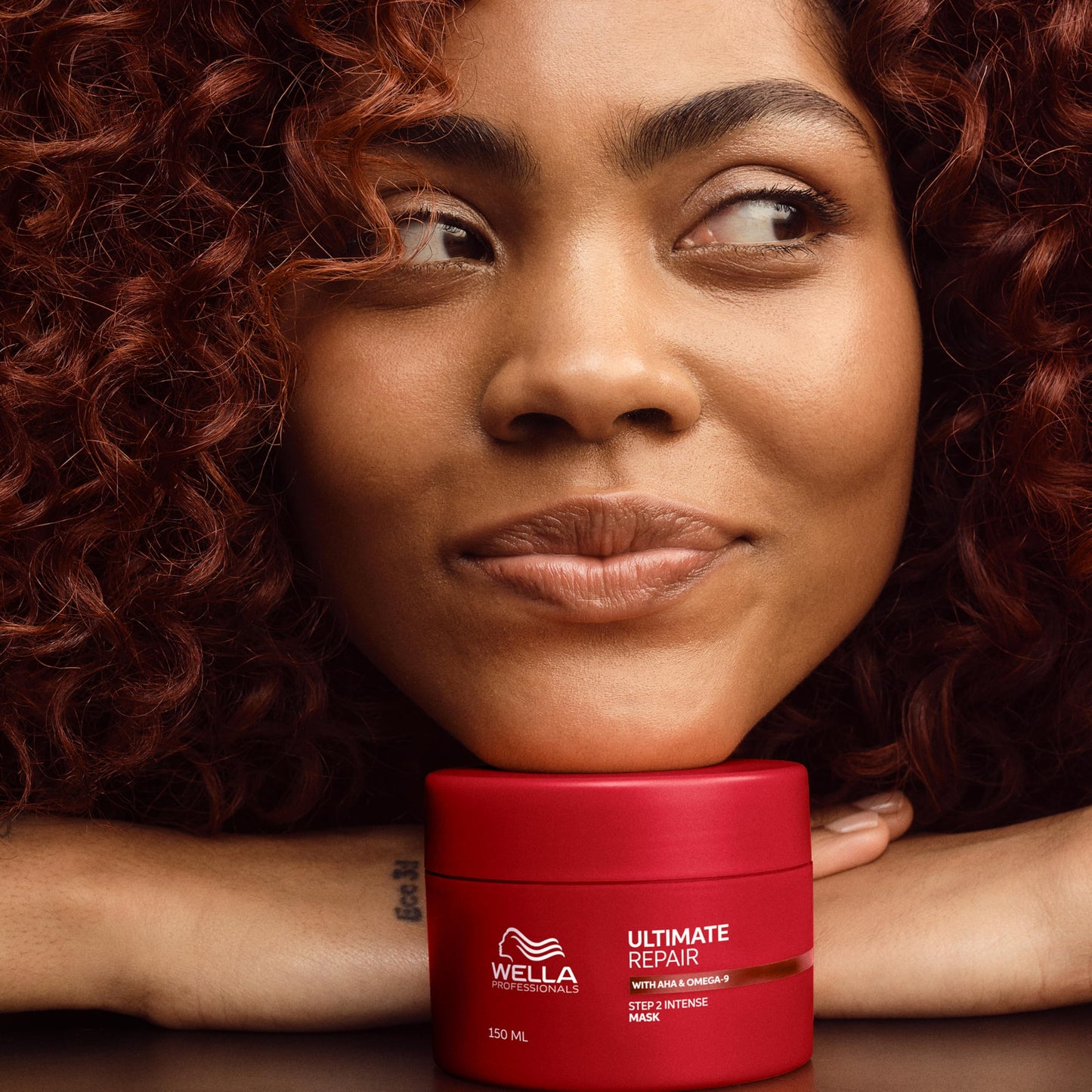 Wella Professionals ULTIMATE REPAIR Mask for Damaged Hair