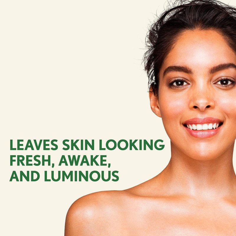 Aveeno Positively Radiant Oil-Free Makeup Removing Wipes to Help Even Skin Tone and Texture with Moisture-Rich Soy Extract, 25 ct.