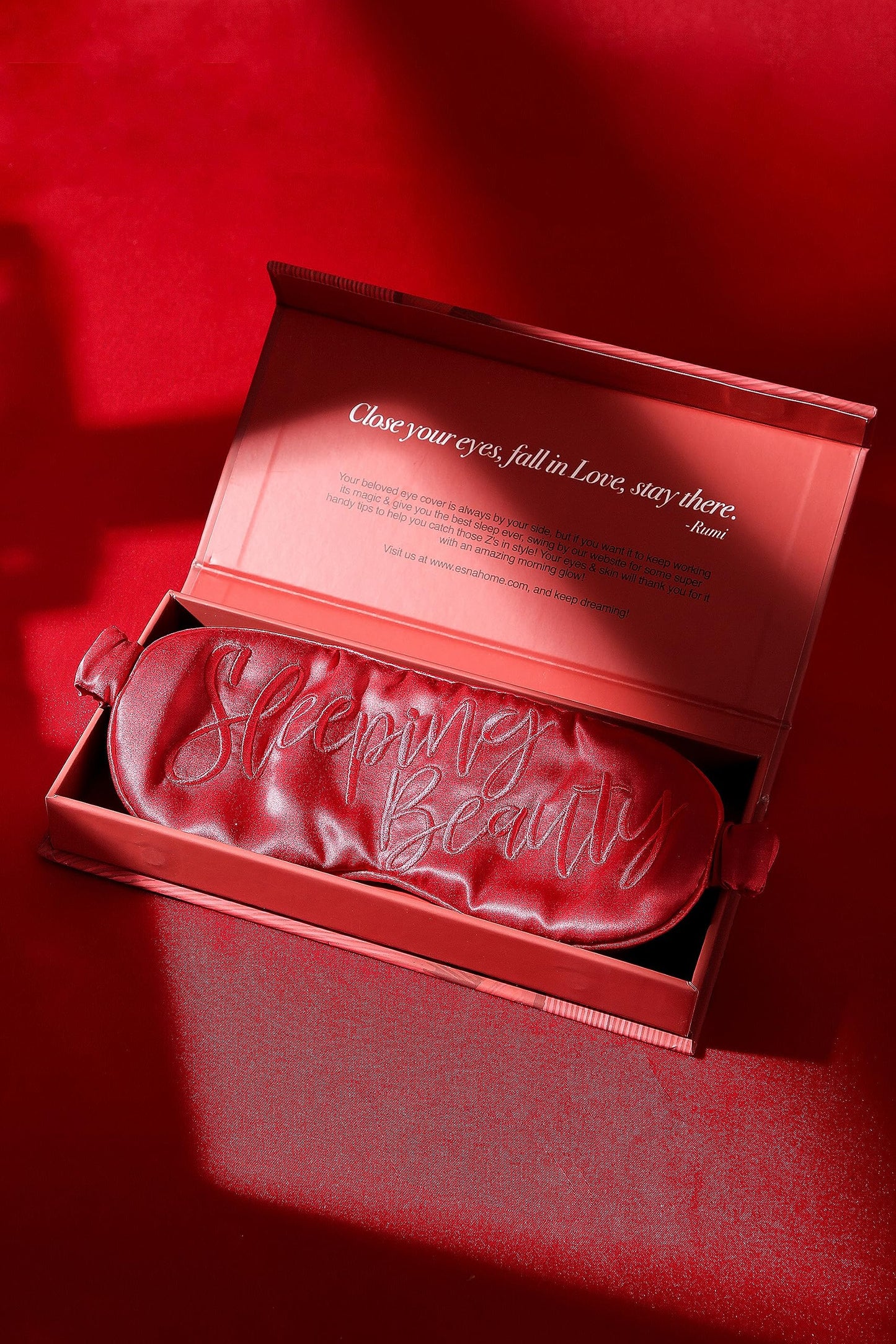 Luxury Silk Sleep Mask Gift Set 22-Momme Mulberry Silk Eye Mask Ultra Comfort Perfect Present for Her Luxury Christmas for Women Comfortable Blindfold Eyeshade for Night Sleep