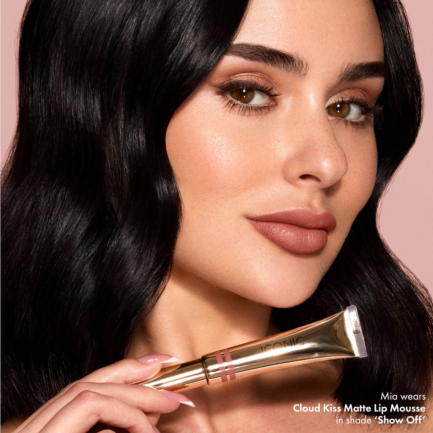 ICONIC LONDON Cloud Kiss Matte Lip Mousse | Matte Liquid Lip Colour, Cruelty-Free, Vegan Makeup, Show Off
