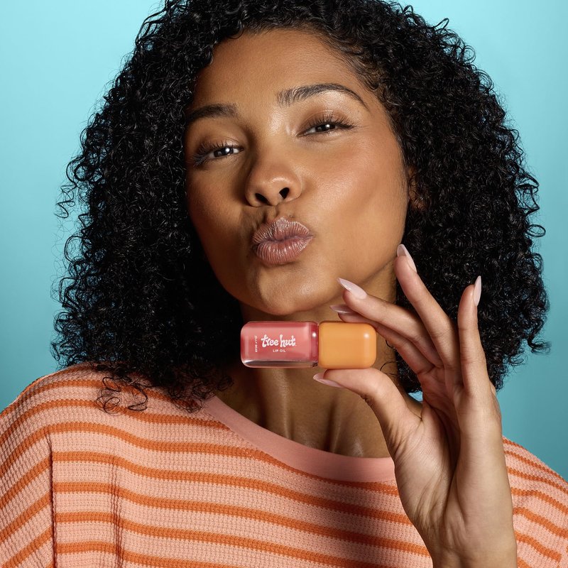 Tree Hut Jelly Bear Hydrating Lip Oil, Sheer Glossy Lip Oil, Non-Sticky Moisturizing Formula for Soft, Smooth Lips, Sweet Fruity Scent, 0.11 fl oz