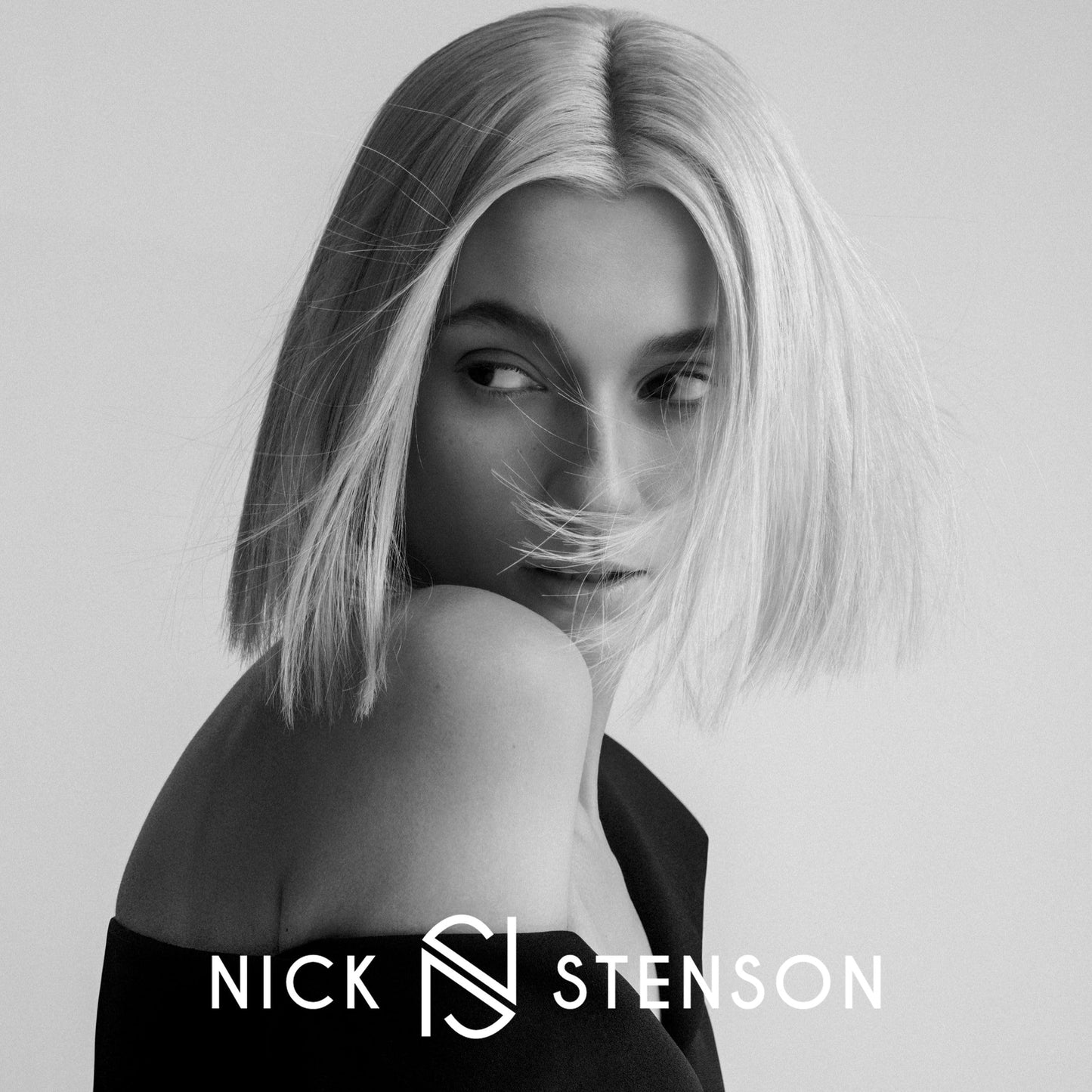 Nick Stenson Dry Shampoo, Cleanses & Volumizes the Hair While Repairing, Protecting & Enhancing - Absorbs Oil & Odor, Repairs & Refreshes - Cruelty Free, Color-Safe Vegan, BPA-Free - 6 oz